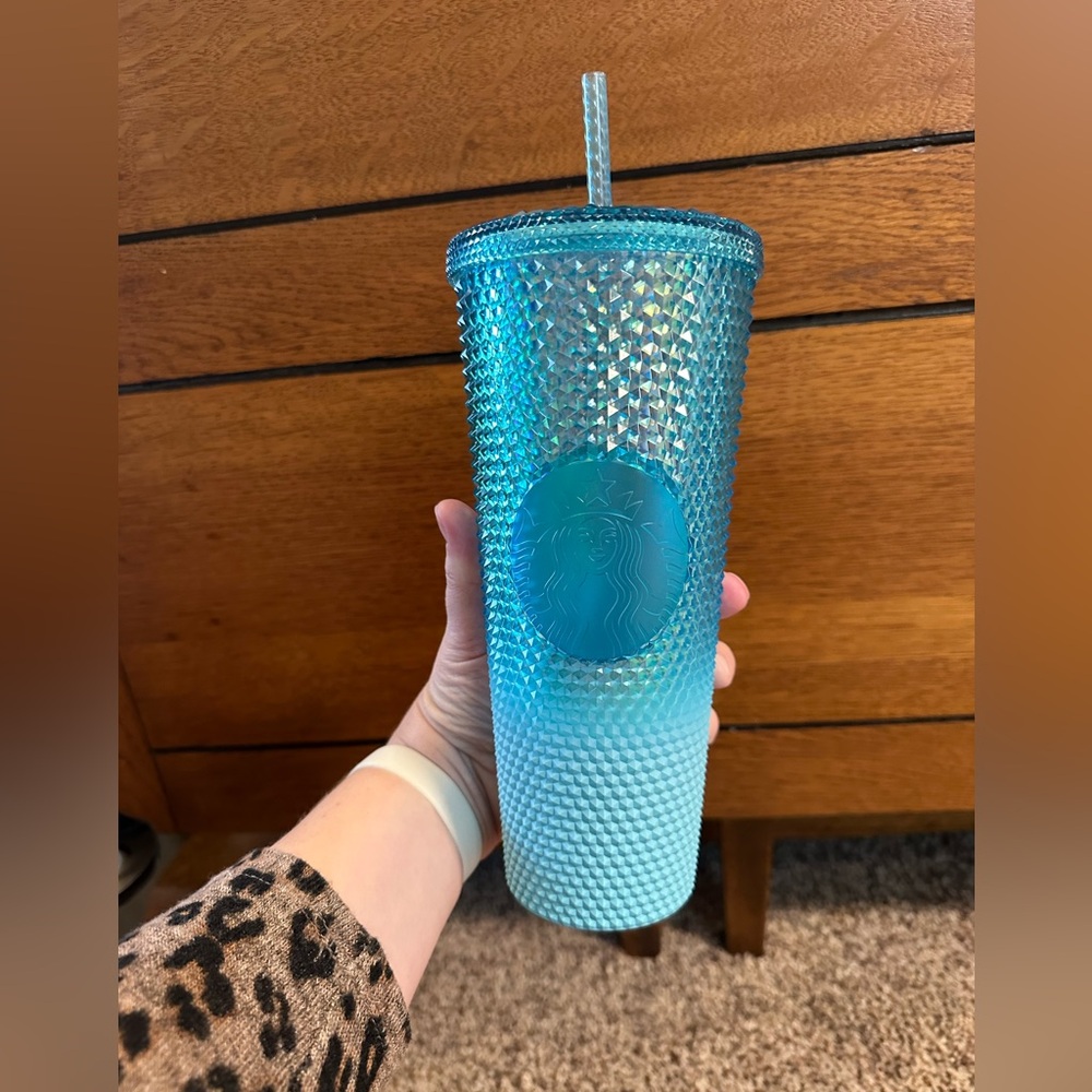 Starbucks Gradient Blue Bling Ombre Studded Tumbler 2023 Venti Cup 24oz